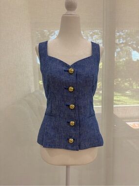 Lilly Pulitzer linen Blue Vest/Top with gold buttons Sleeveless  lined